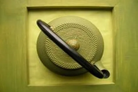 A zöld teák antioxidáns és betegségmegelőző összetevőiről bebizonyosodott, hogy bejutnak a szembe is